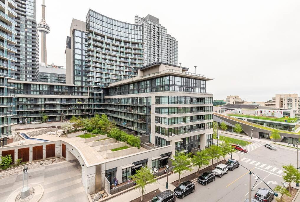 Luxury Suite Downtown Toronto Near Cn Tower ภายนอก รูปภาพ