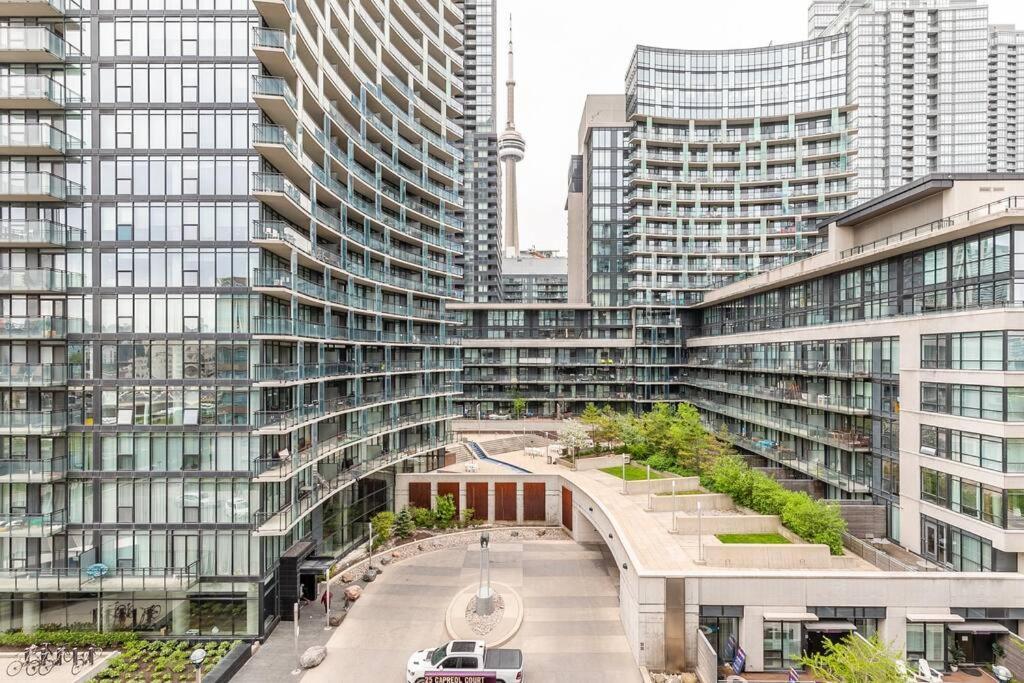 Luxury Suite Downtown Toronto Near Cn Tower ภายนอก รูปภาพ